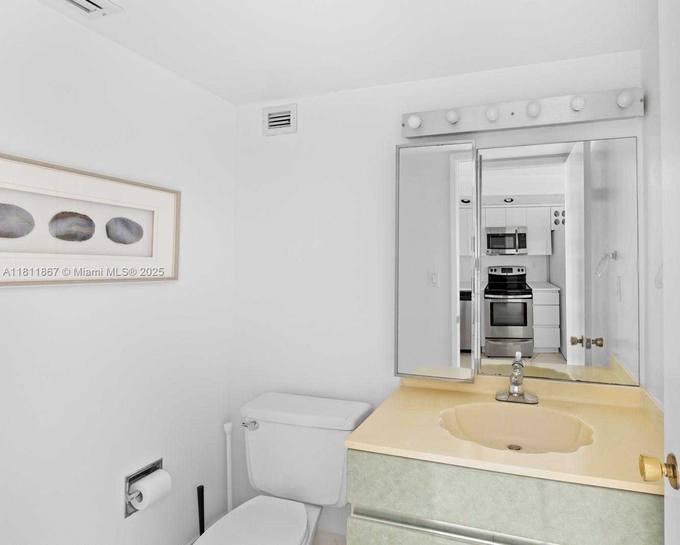 Small Image of 1865 BRICKELL AVE #A1204, Miami Number 6