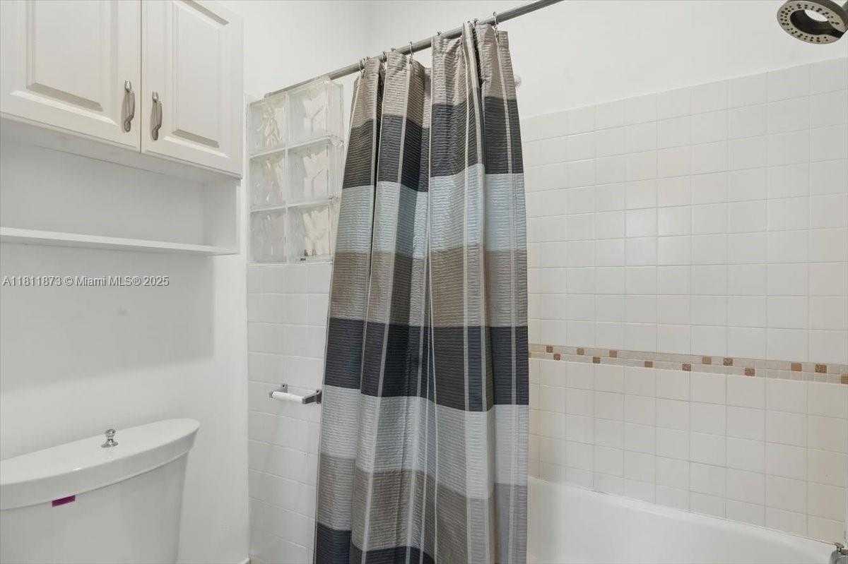 Small Image of 4225 NORTH WEST 76TH AVE, Davie Number 30