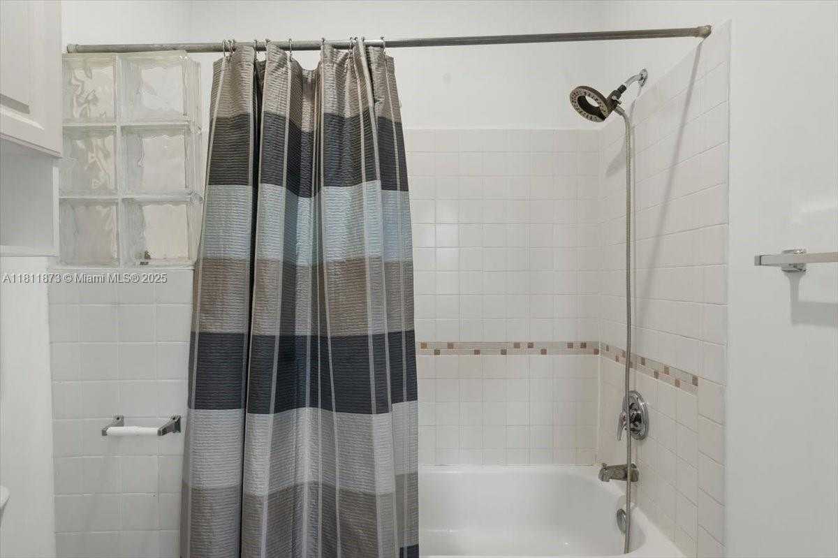 Small Image of 4225 NORTH WEST 76TH AVE, Davie Number 31