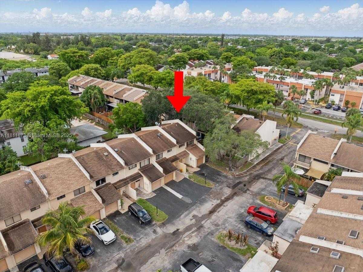 Small Image of 4225 NORTH WEST 76TH AVE, Davie Number 35