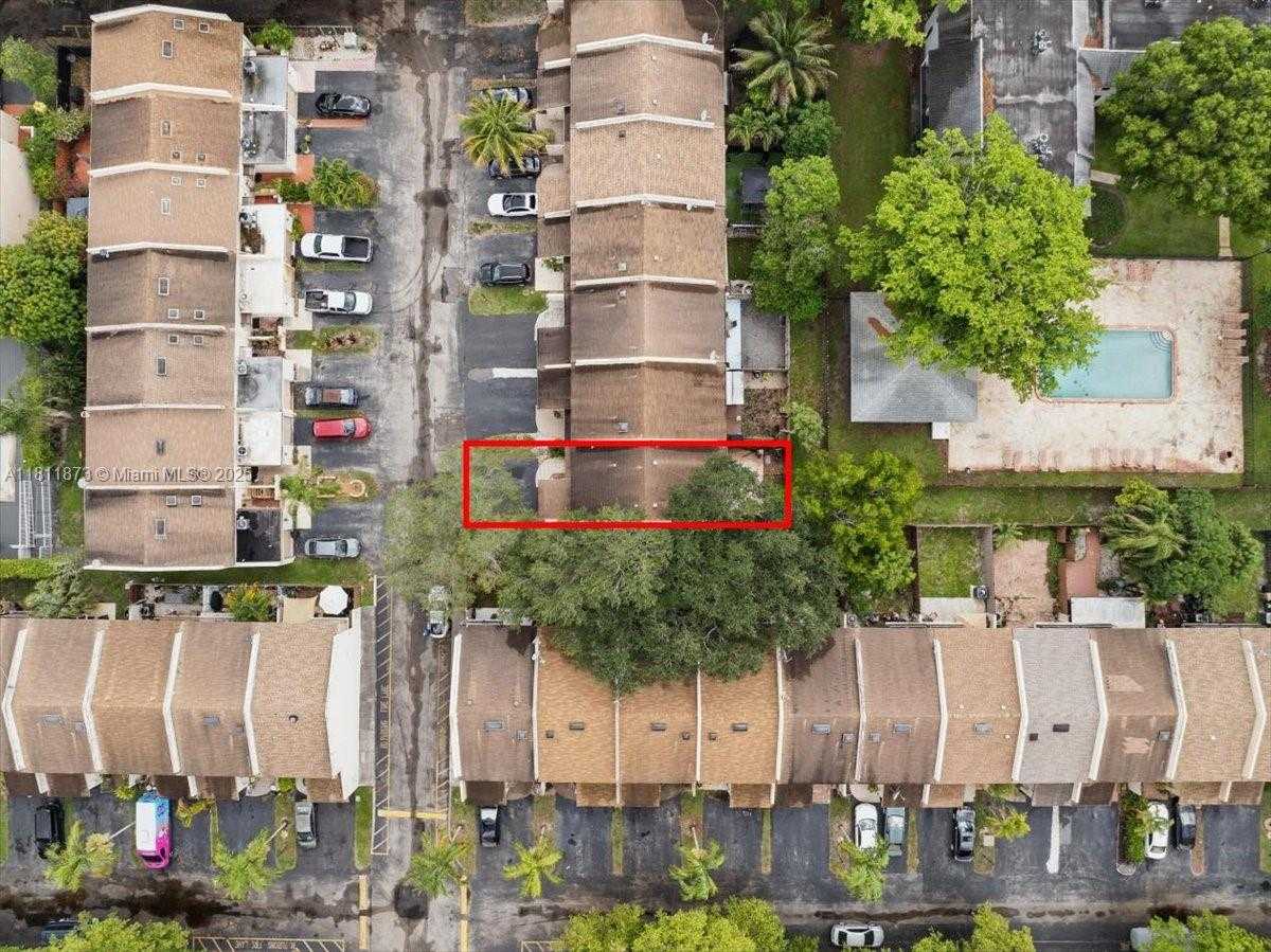 Small Image of 4225 NORTH WEST 76TH AVE, Davie Number 36