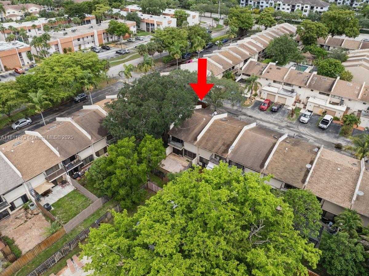 Small Image of 4225 NORTH WEST 76TH AVE, Davie Number 38