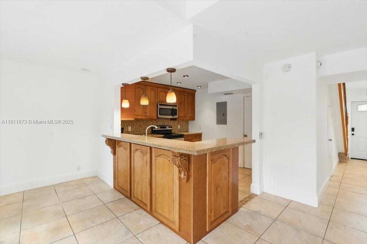Small Image of 4225 NORTH WEST 76TH AVE, Davie Number 4