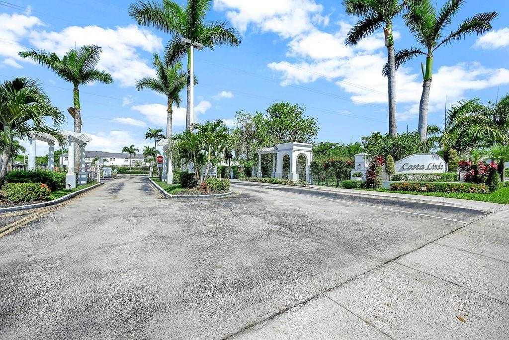 Small Image of 5440 107TH AVE #204, Doral Number 2
