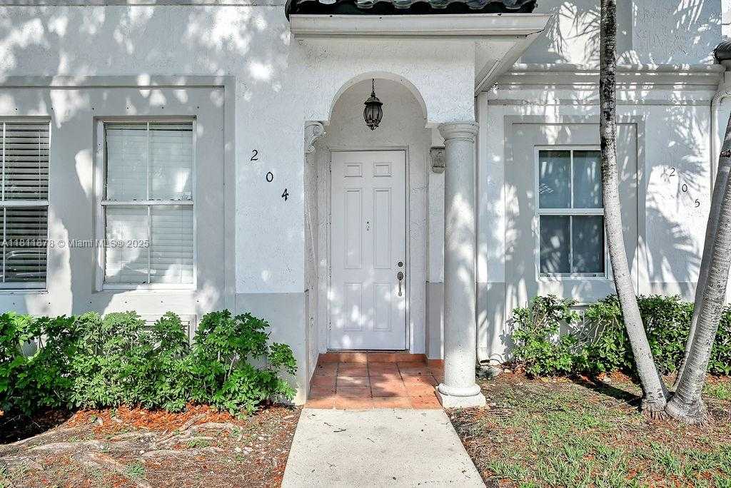 Small Image of 5440 107TH AVE #204, Doral Number 6