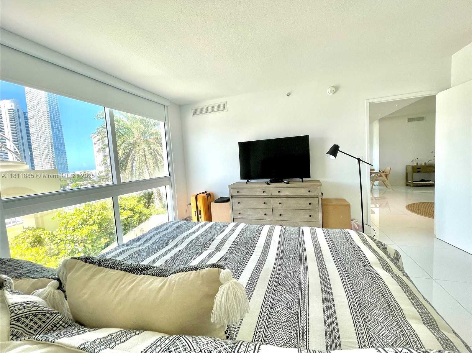 Small Image of 250 SUNNY ISLES BLVD #3-602, Sunny Isles Beach Number 16