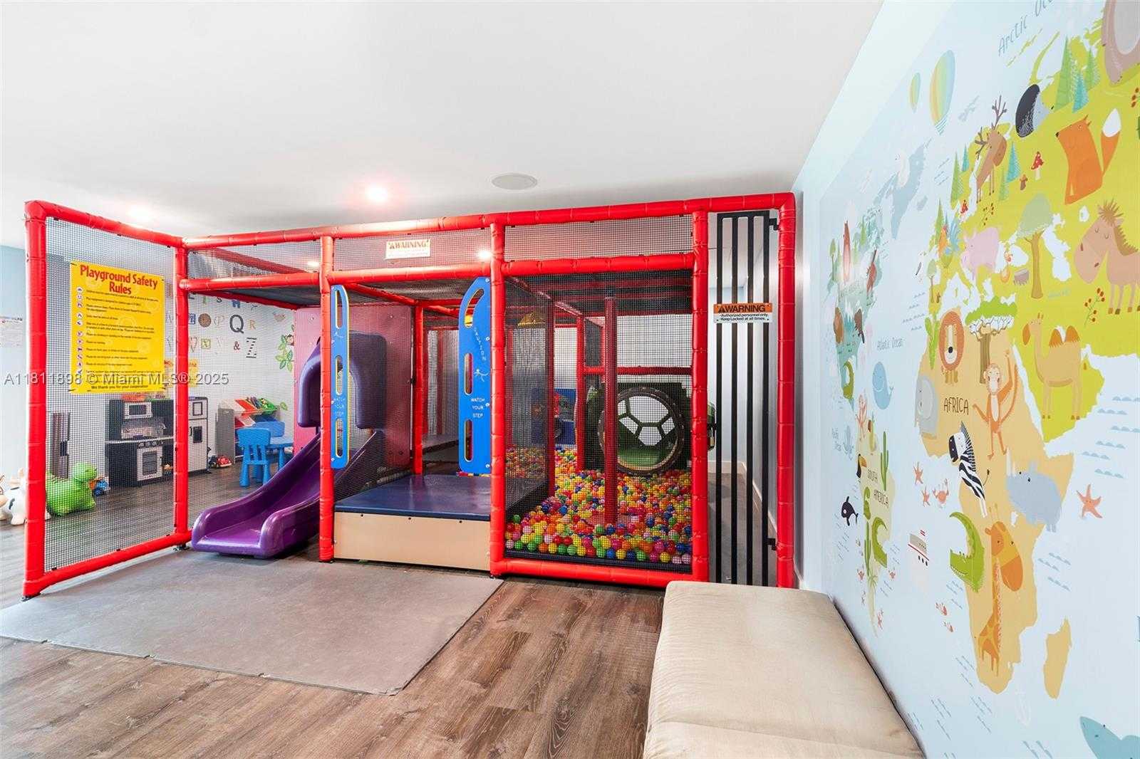Small Image of 950 BRICKELL BAY DR #200, Miami Number 25