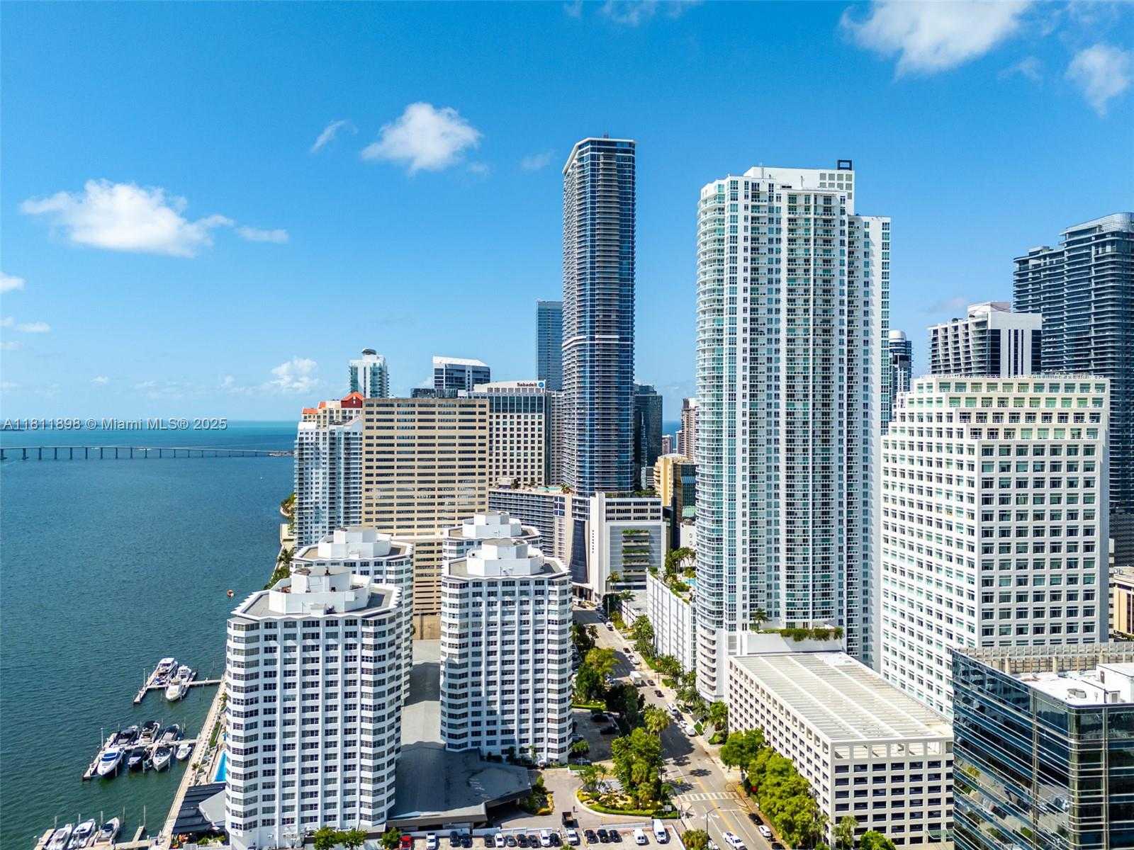 Small Image of 950 BRICKELL BAY DR #200, Miami Number 29