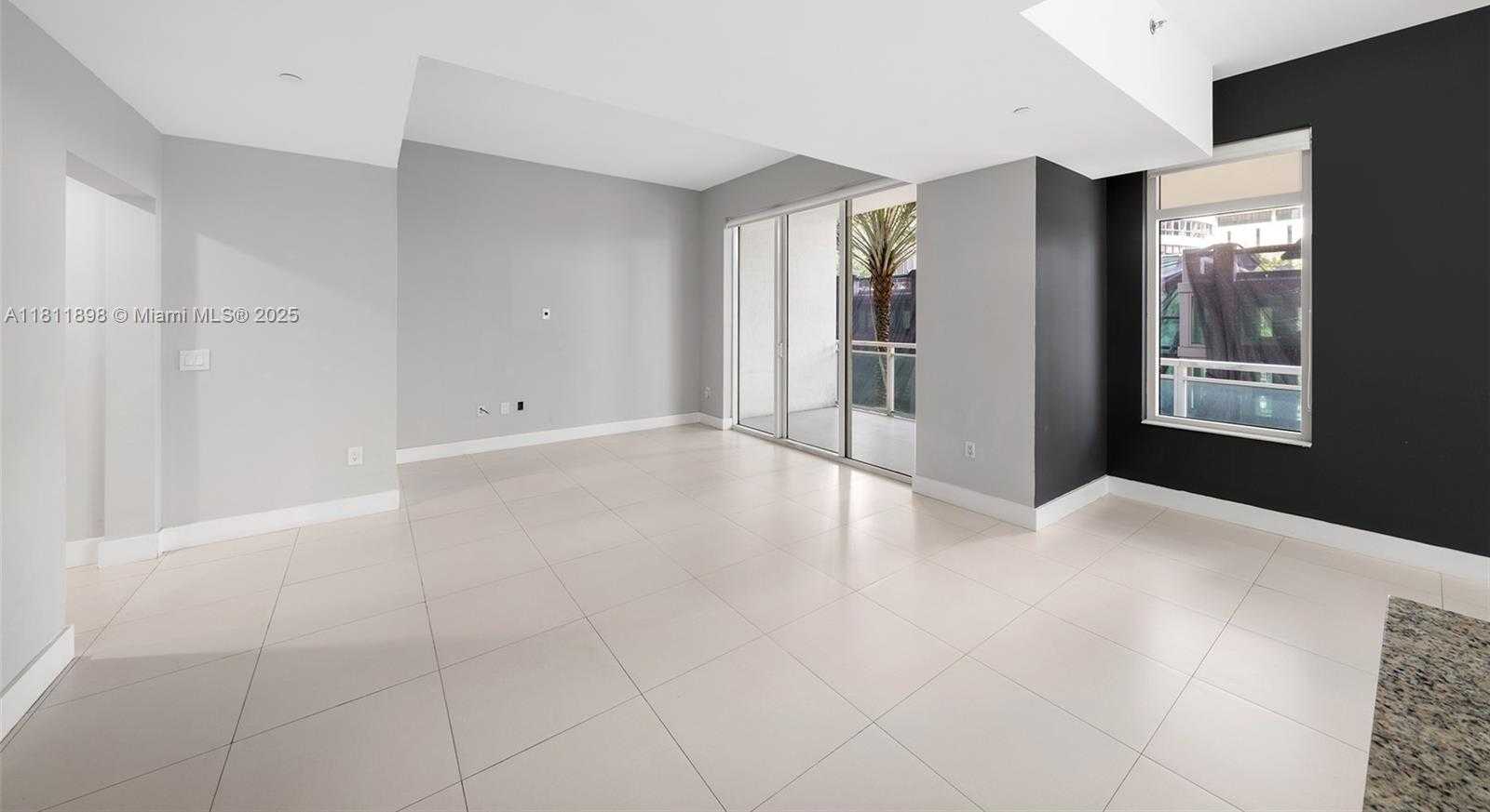 Small Image of 950 BRICKELL BAY DR #200, Miami Number 7