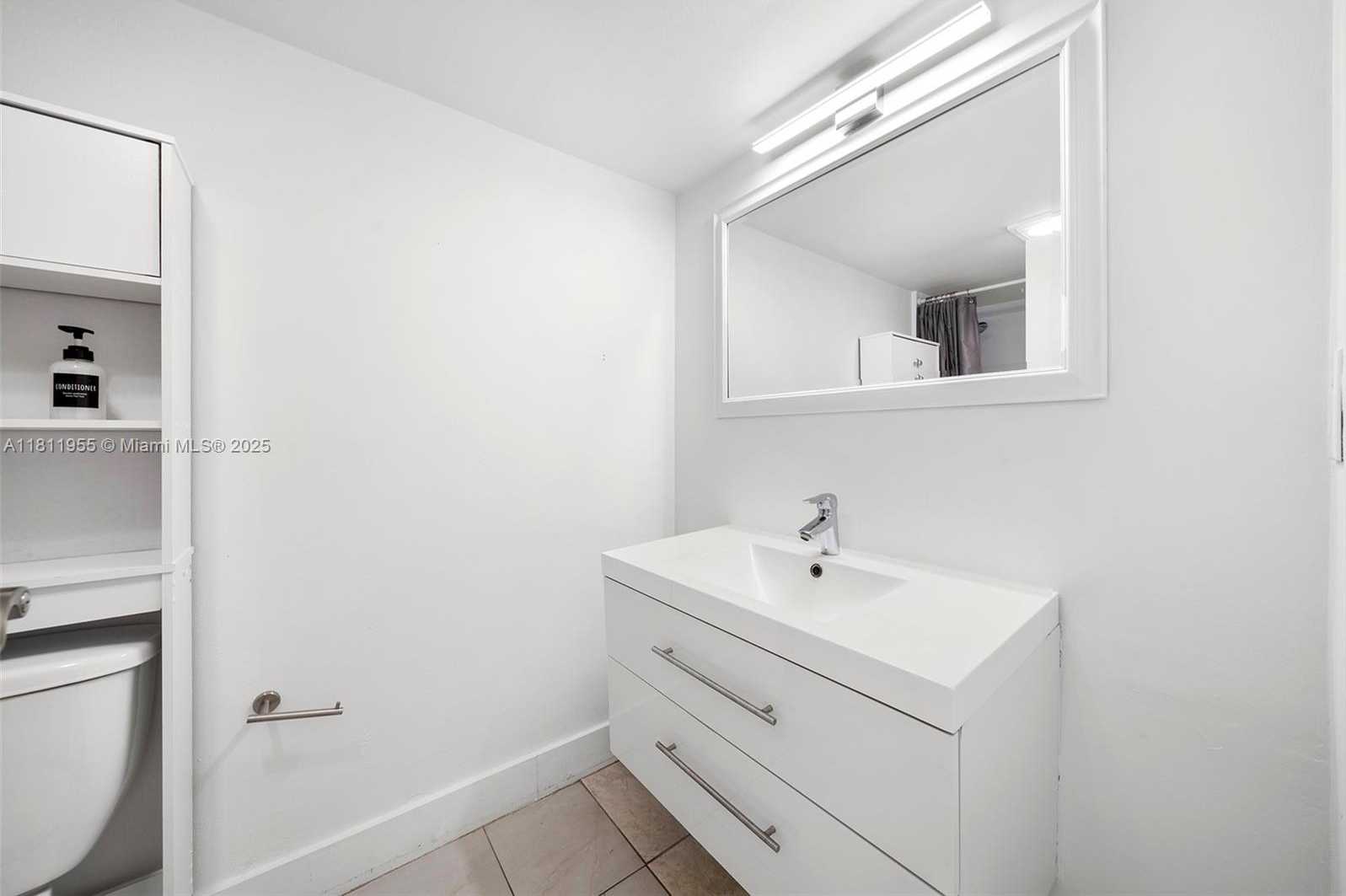 Small Image of 555 NORTH EAST 15TH ST #516, Miami Number 9