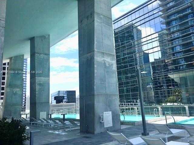 Small Image of 68 SOUTH EAST 6TH ST #2507, Miami Number 38