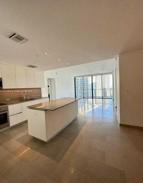 Small Image of 68 SOUTH EAST 6TH ST #2507, Miami Number 8