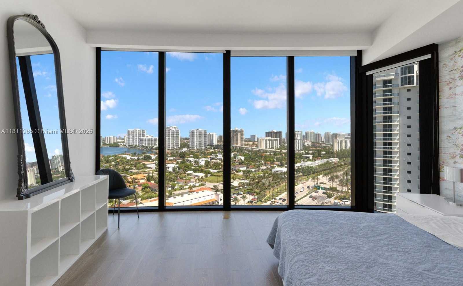Small Image of 18555 COLLINS AVE #1703, Sunny Isles Beach Number 31