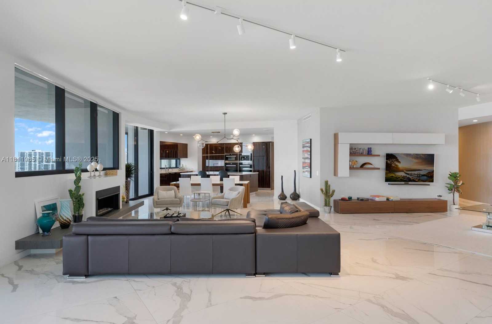 Small Image of 18555 COLLINS AVE #1703, Sunny Isles Beach Number 6