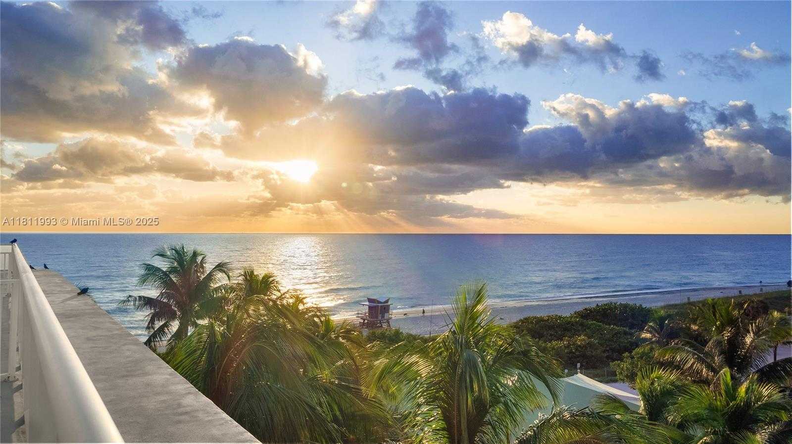 Small Image of 6515 COLLINS AVE #605, Miami Beach Number 18