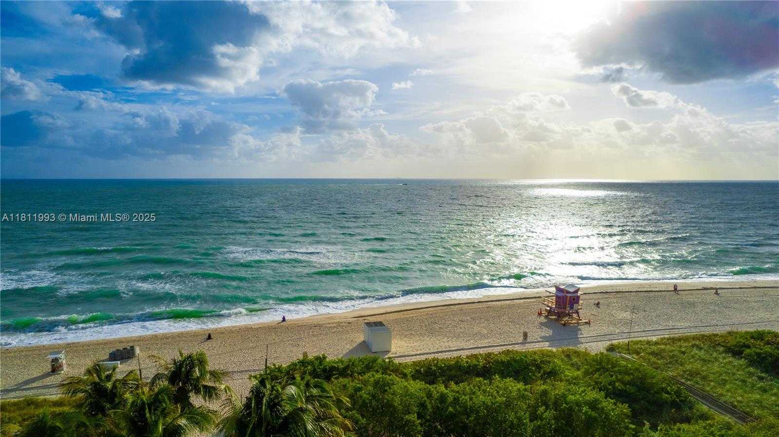 Small Image of 6515 COLLINS AVE #605, Miami Beach Number 39