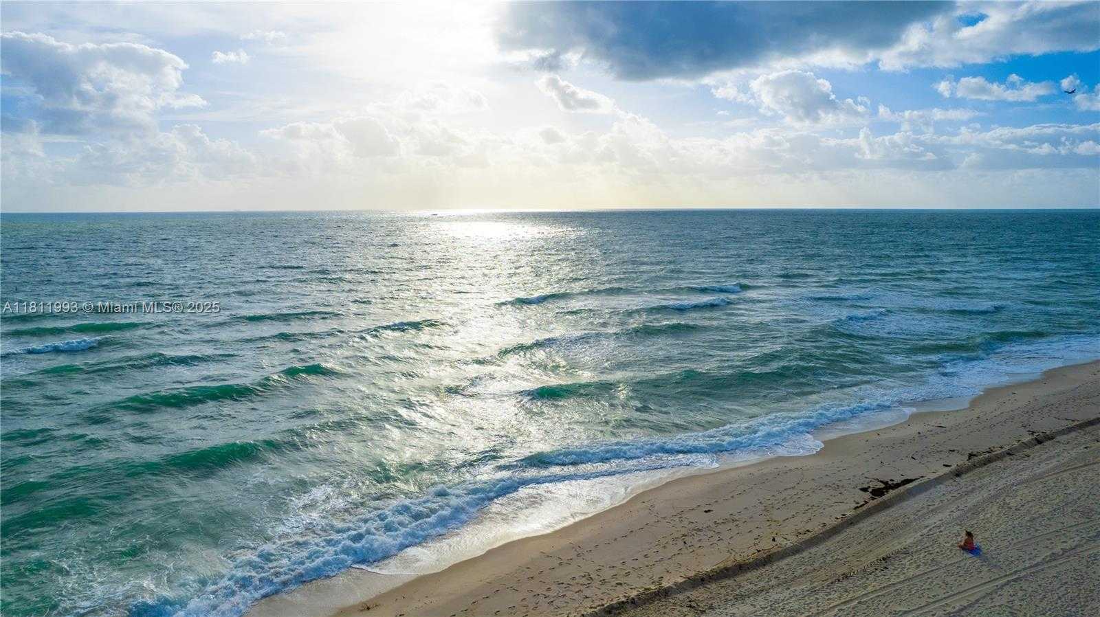 Small Image of 6515 COLLINS AVE #605, Miami Beach Number 55