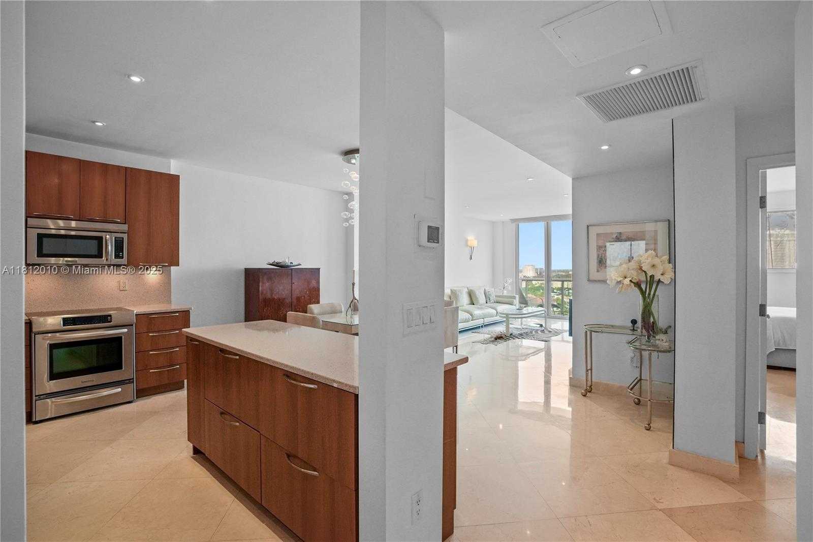 Small Image of 19370 COLLINS AVE #PH-24, Sunny Isles Beach Number 2