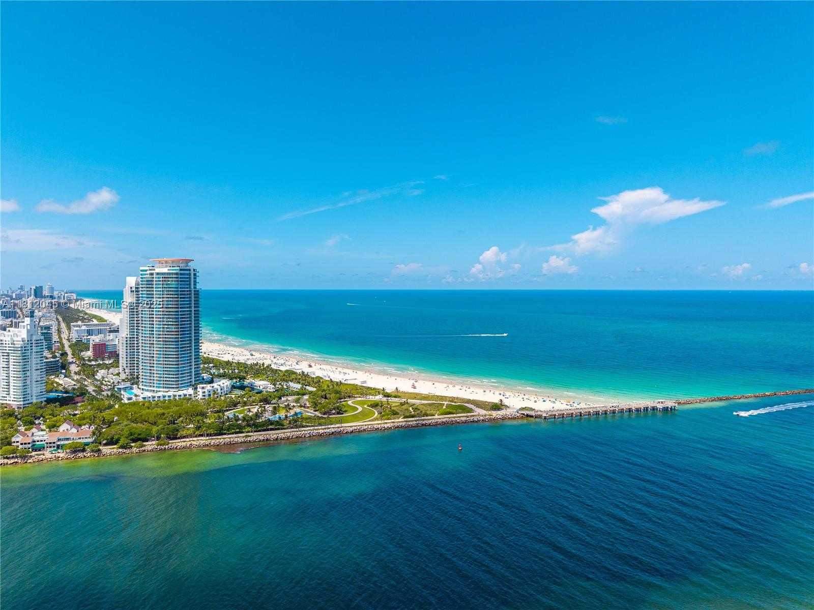Small Image of 100 SOUTH POINTE DR #3003, Miami Beach Number 42