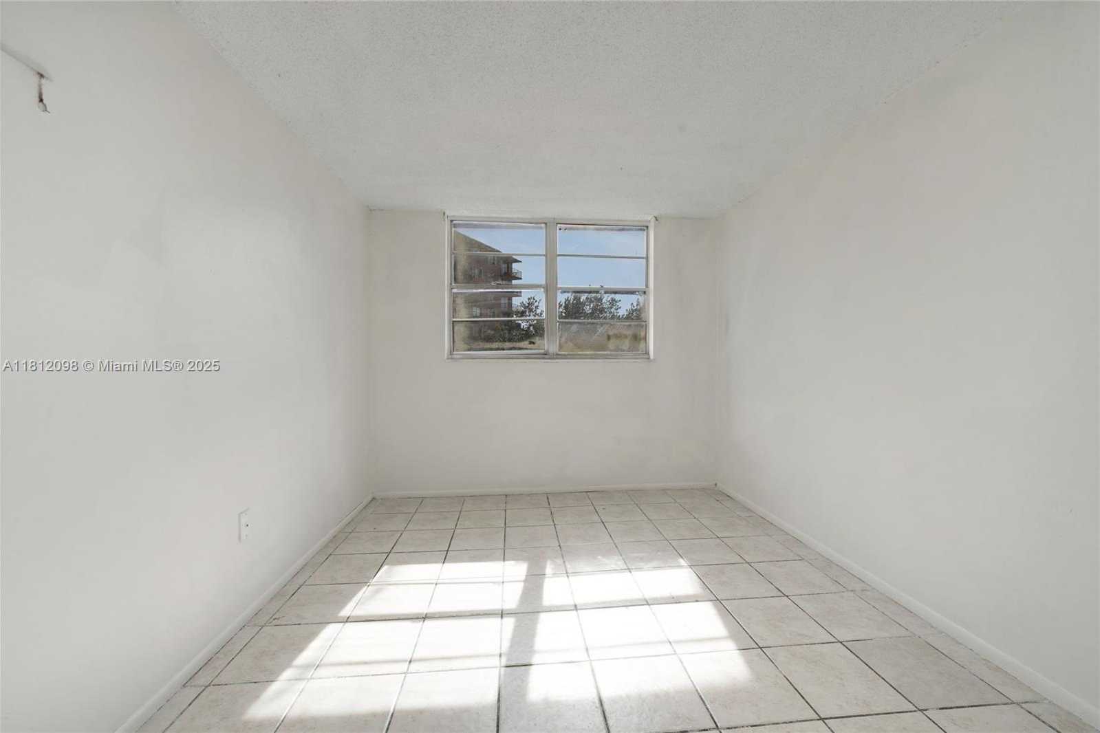Small Image of 12500 NORTH EAST 15TH AVE #402, North Miami Number 12