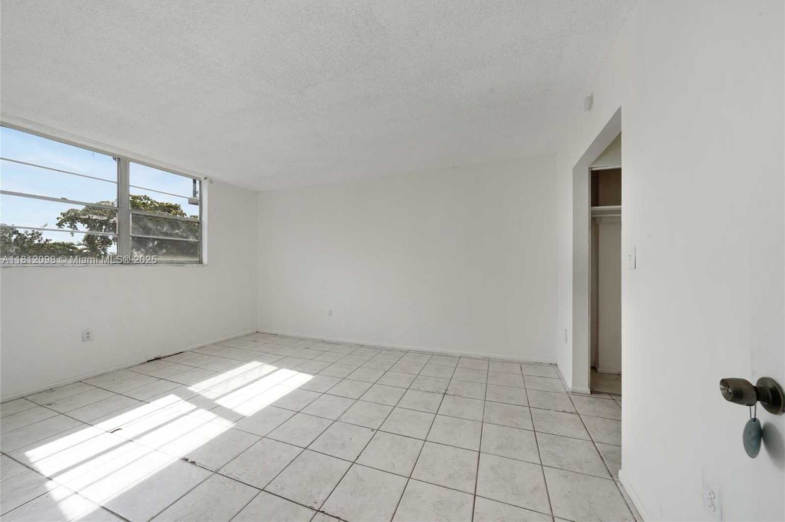 Small Image of 12500 NORTH EAST 15TH AVE #402, North Miami Number 14