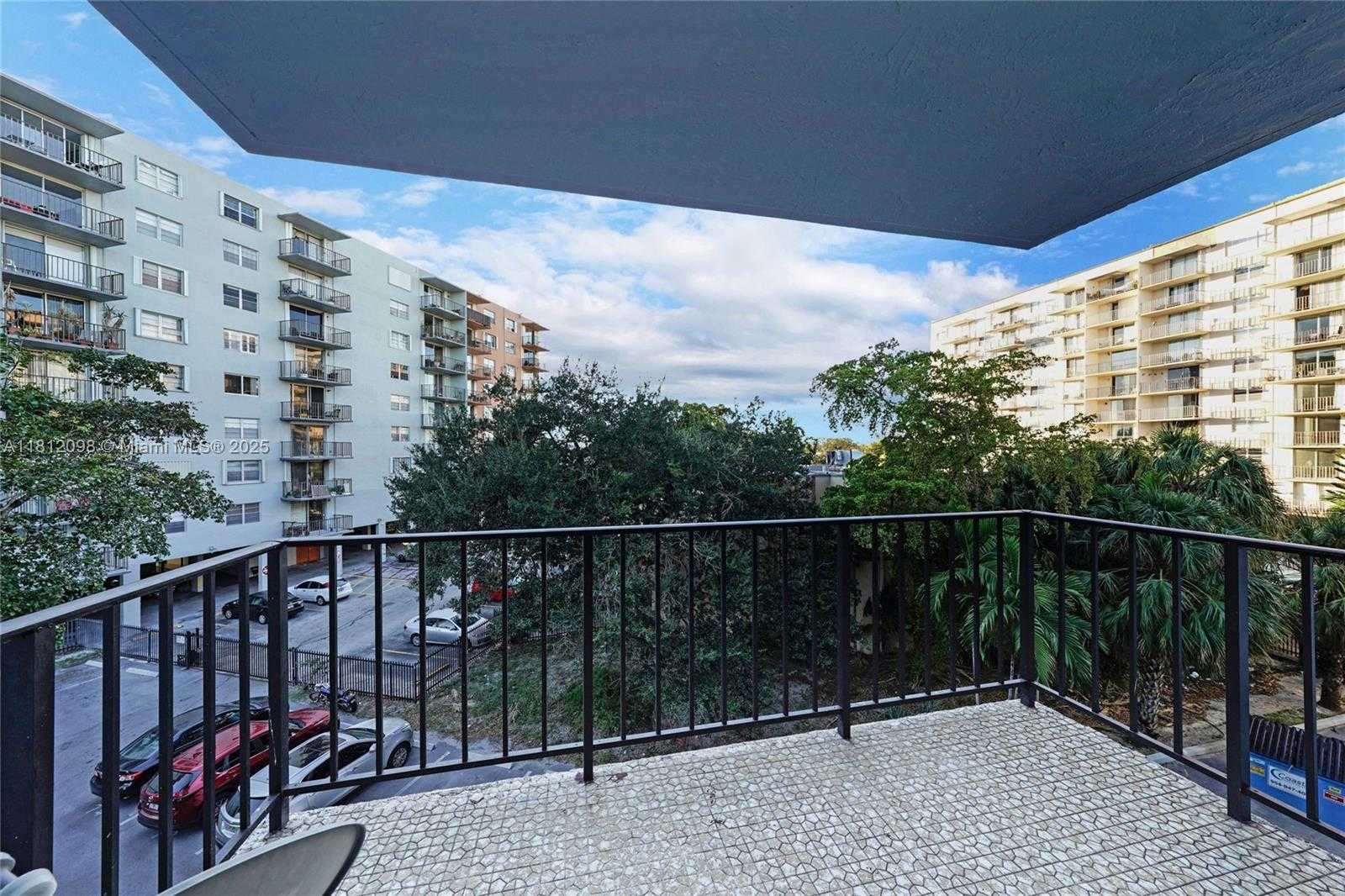 Small Image of 12500 NORTH EAST 15TH AVE #402, North Miami Number 20