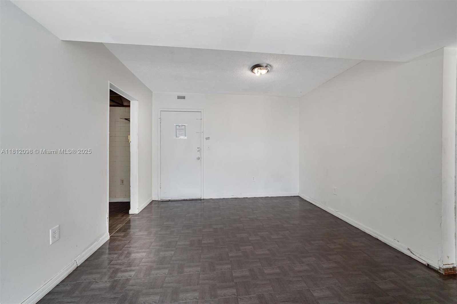 Small Image of 12500 NORTH EAST 15TH AVE #402, North Miami Number 6