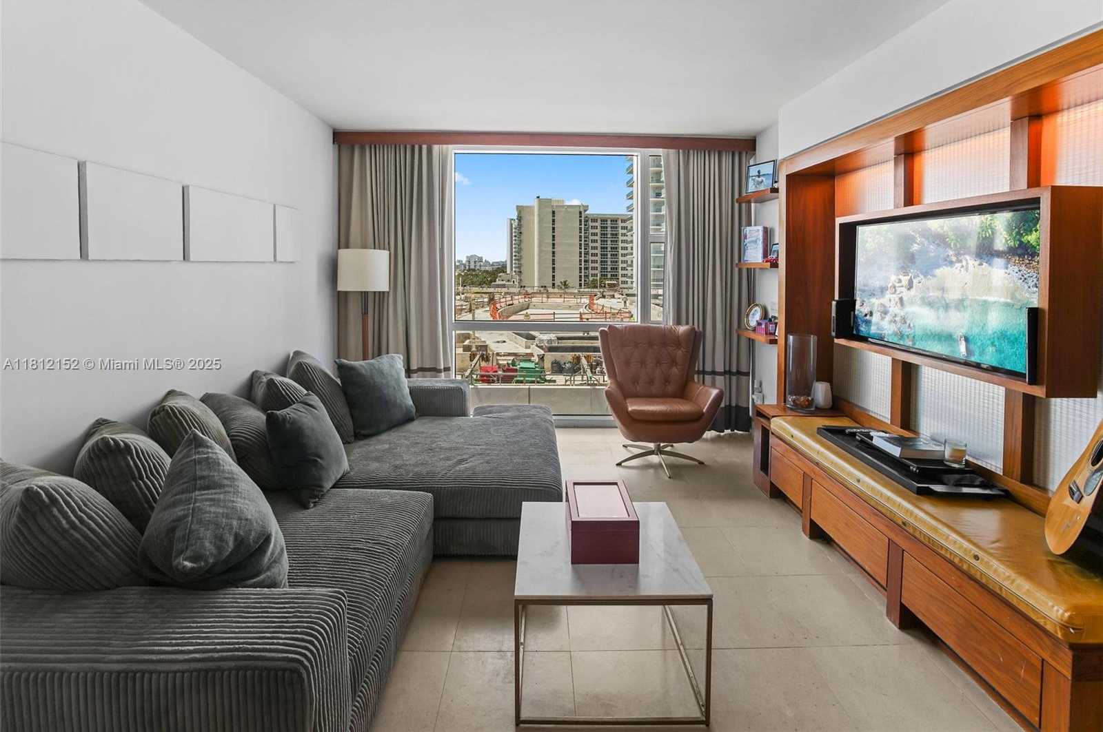 Small Image of 6801 COLLINS AVE #717 Door 703, Miami Beach Number 20