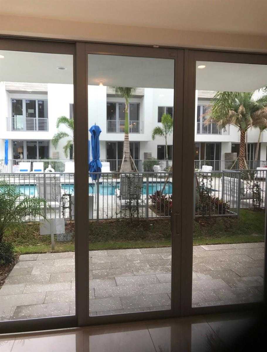 Small Image of 1731 NORTH WEST 40TH DR, Boca Raton Number 3