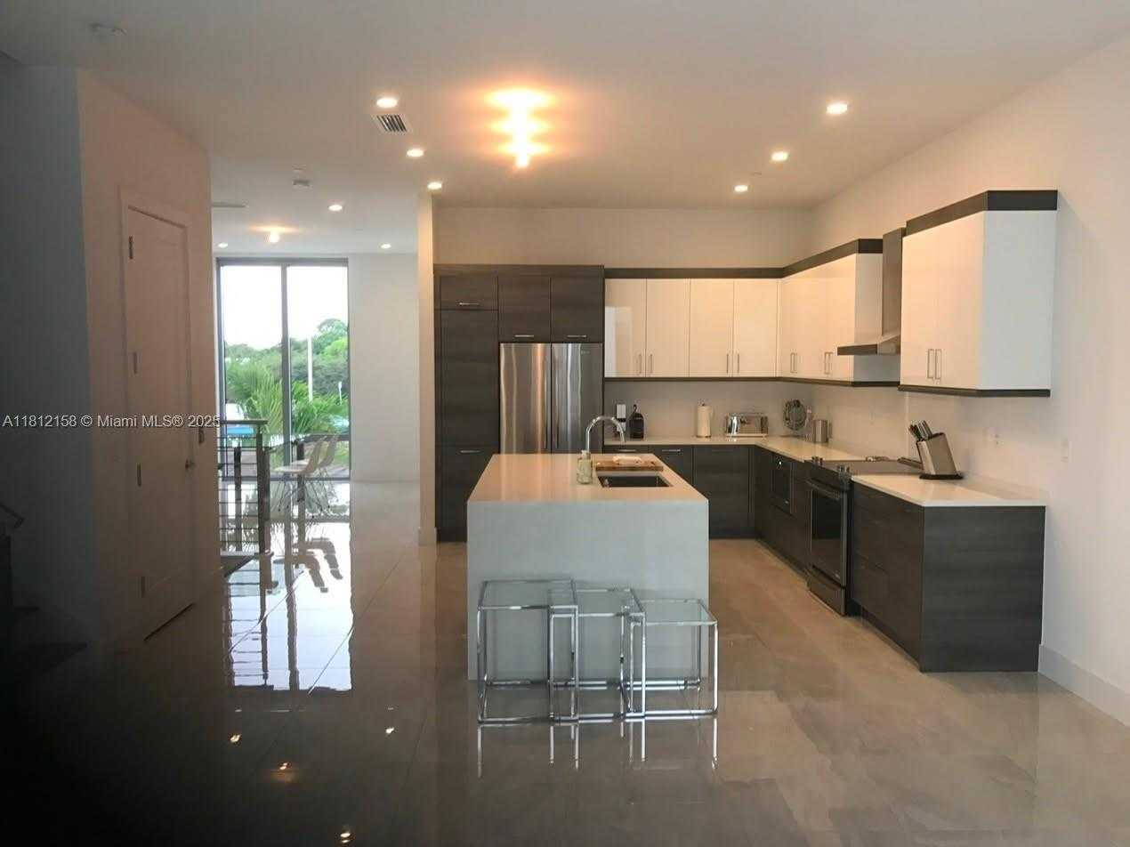 Small Image of 1731 NORTH WEST 40TH DR, Boca Raton Number 6