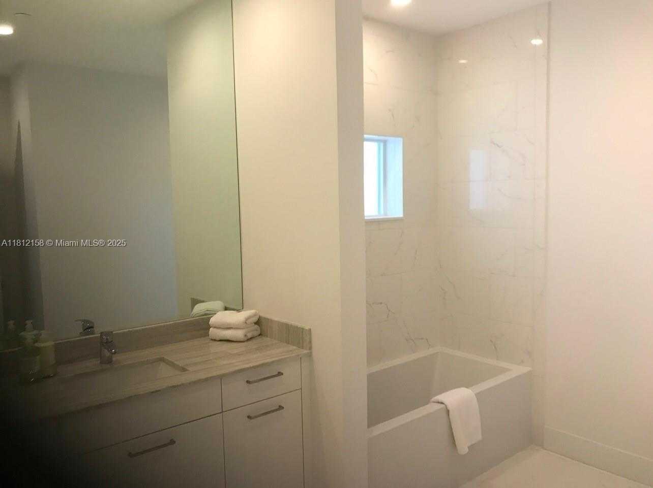 Small Image of 1731 NORTH WEST 40TH DR, Boca Raton Number 7