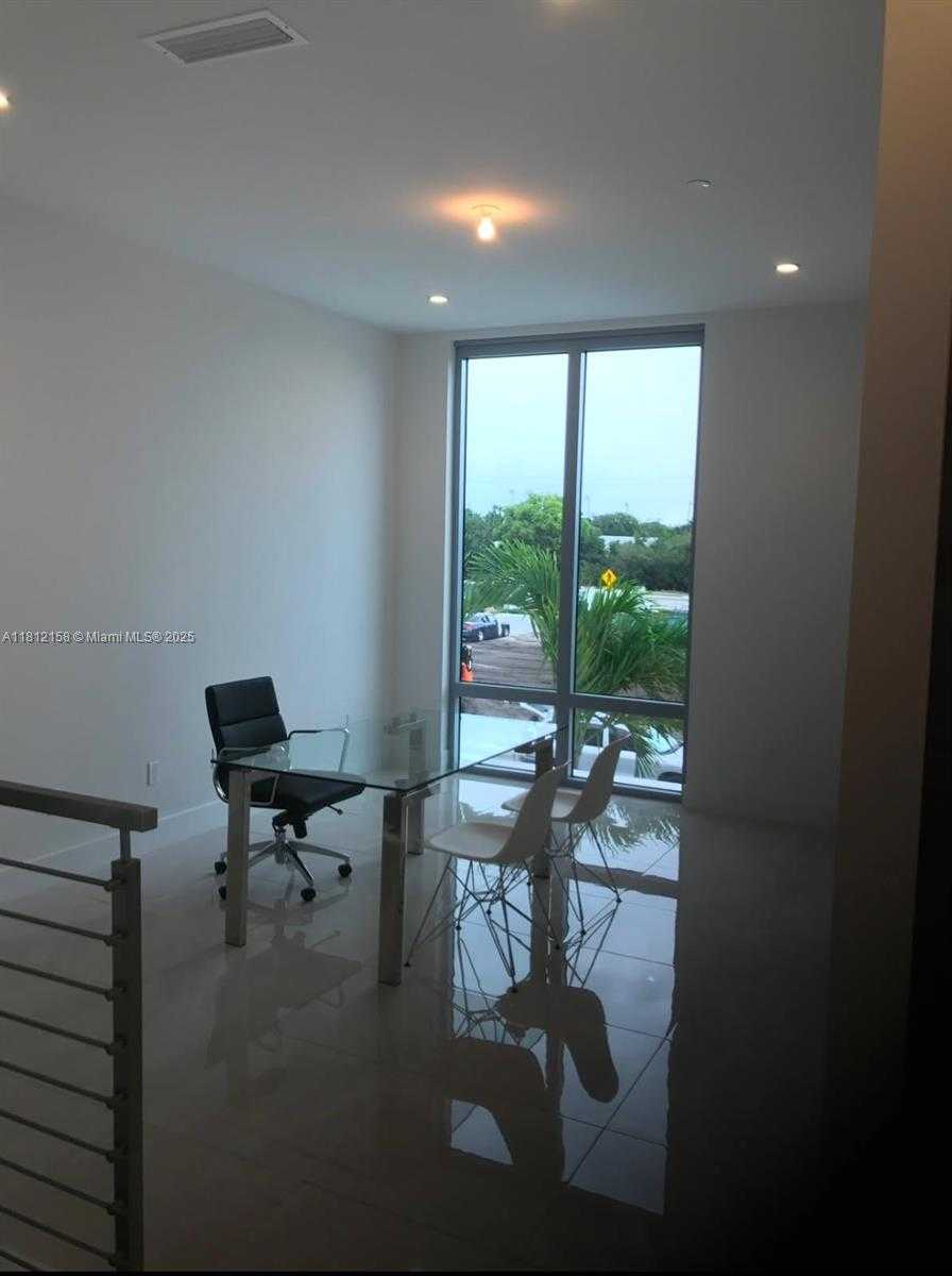 Small Image of 1731 NORTH WEST 40TH DR, Boca Raton Number 9