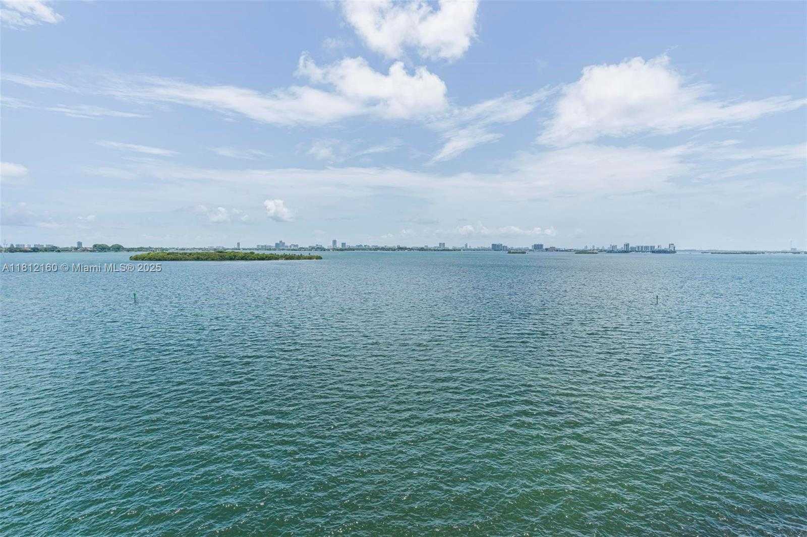 Small Image of 11111 BISCAYNE BLVD #8C, Miami Number 25