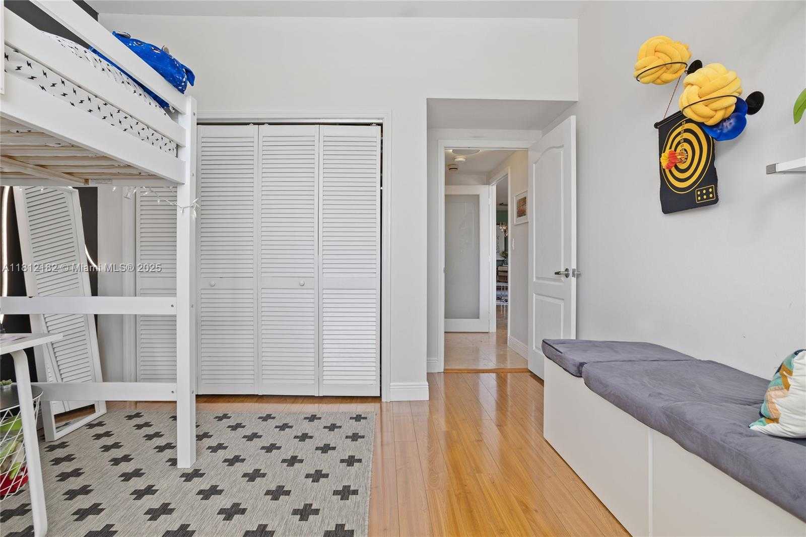 Small Image of 151 CRANDON BLVD #206, Key Biscayne Number 25