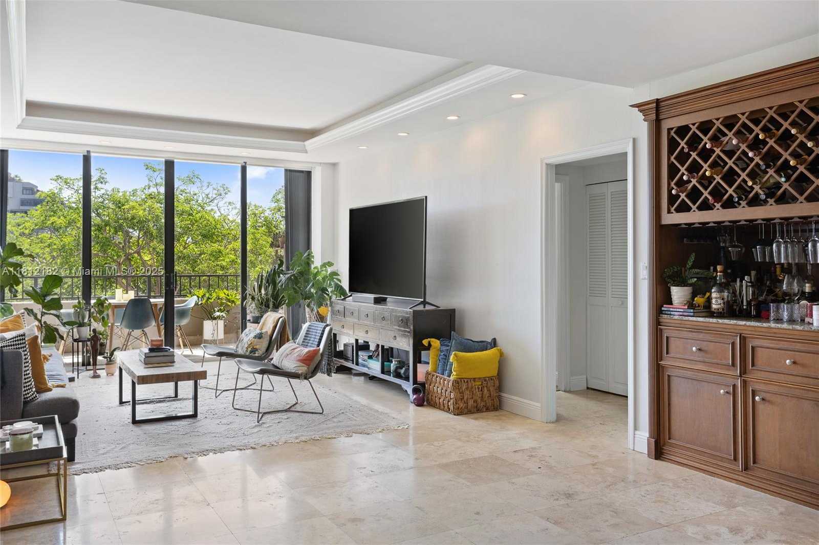 Small Image of 151 CRANDON BLVD #206, Key Biscayne Number 9