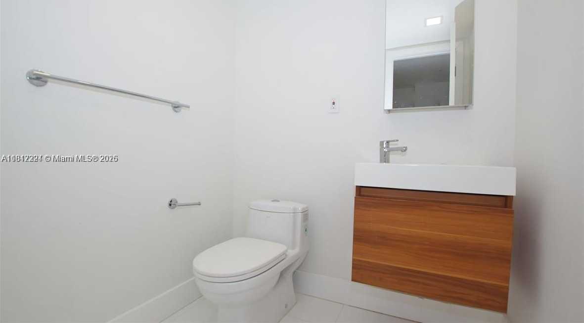 Small Image of 19390 COLLINS AVE #1519, Sunny Isles Beach Number 10