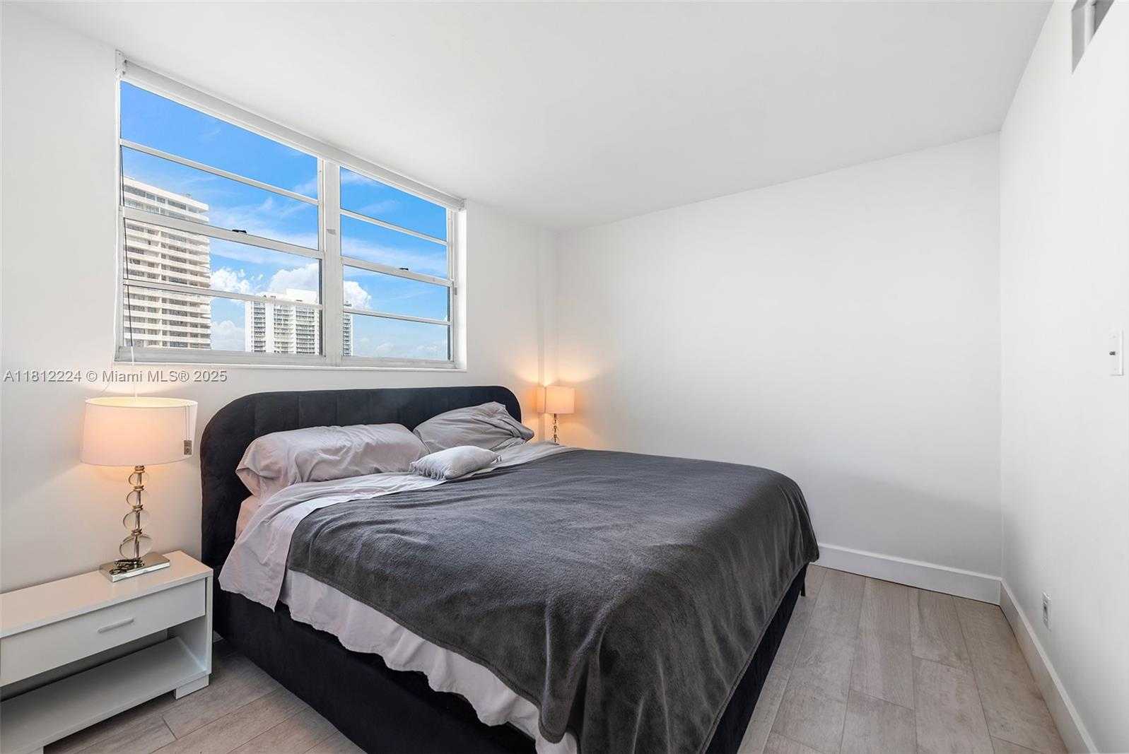 Small Image of 19390 COLLINS AVE #1519, Sunny Isles Beach Number 11