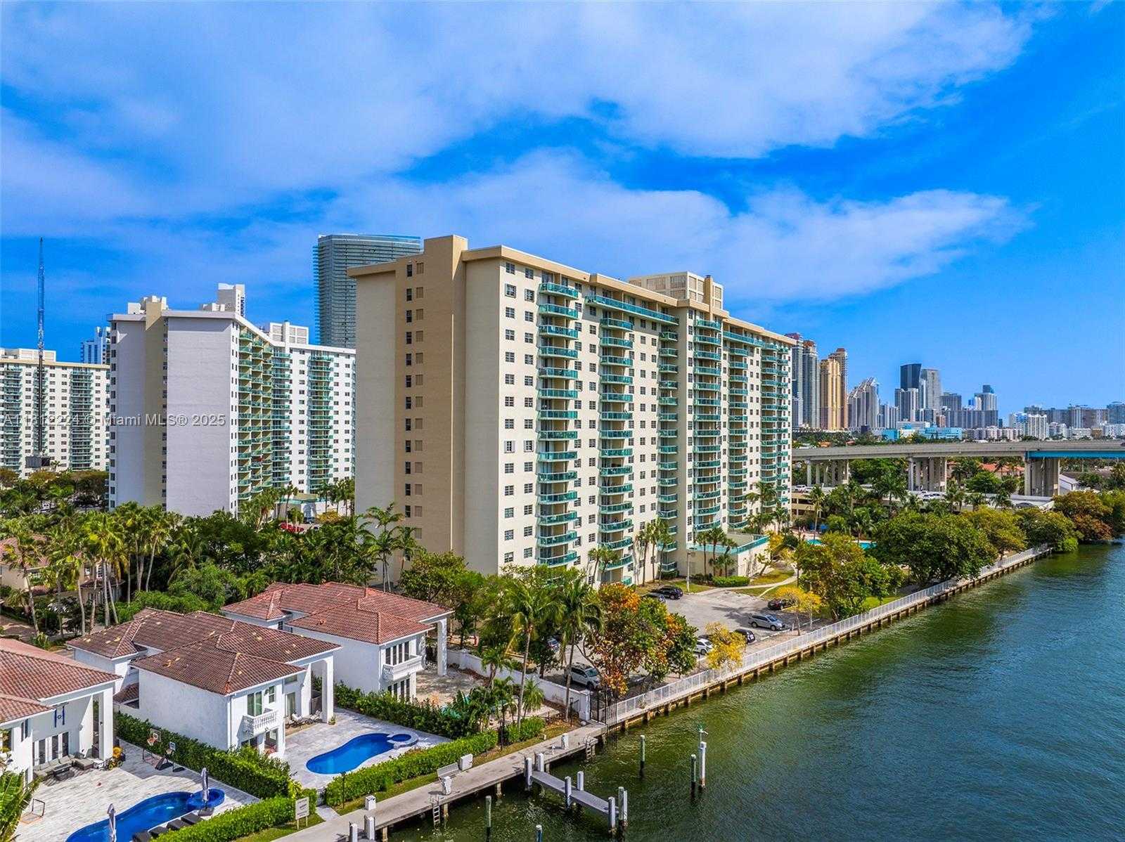 Small Image of 19390 COLLINS AVE #1519, Sunny Isles Beach Number 26