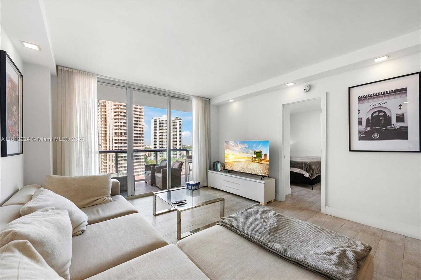 Small Image of 19390 COLLINS AVE #1519, Sunny Isles Beach Number 3