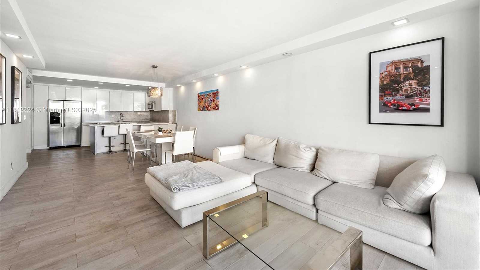 Small Image of 19390 COLLINS AVE #1519, Sunny Isles Beach Number 5