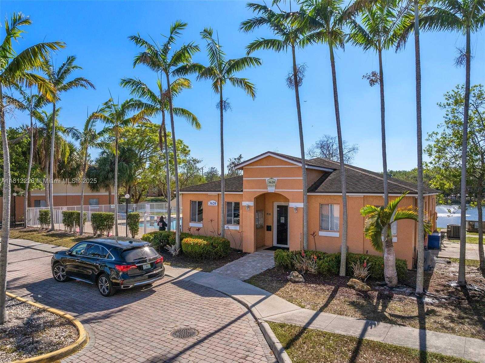 Small Image of 3690 NORTH 56TH AVE #948, Hollywood Number 17