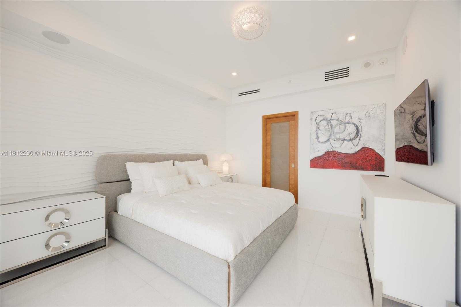 Small Image of 480 NORTH EAST 31ST ST #3802, Miami Number 14