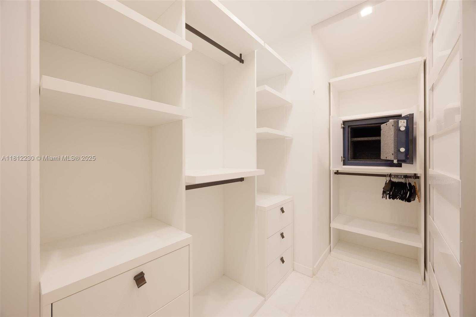Small Image of 480 NORTH EAST 31ST ST #3802, Miami Number 17