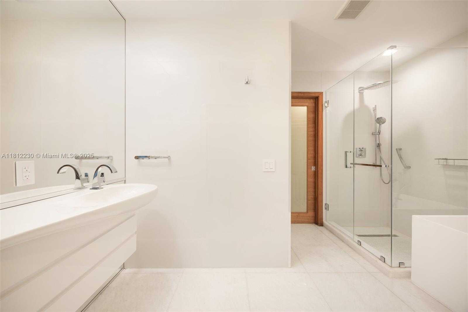 Small Image of 480 NORTH EAST 31ST ST #3802, Miami Number 19