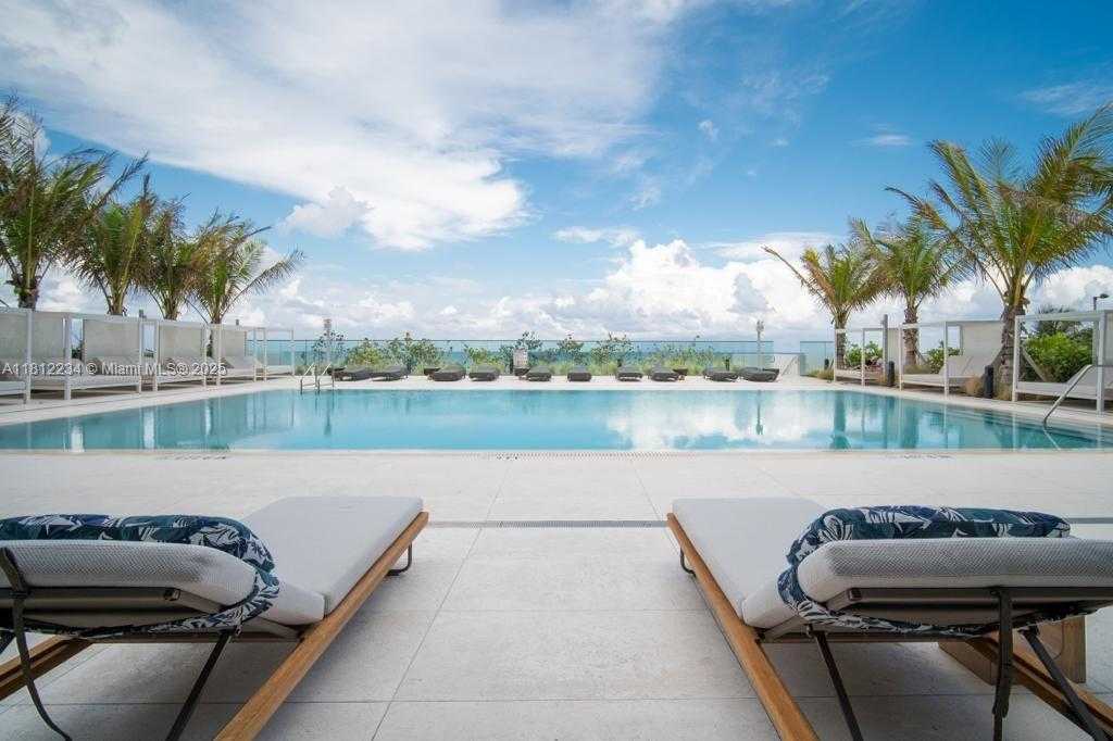 Small Image of 2000 SOUTH OCEAN DR #33A, Hallandale Beach Number 4