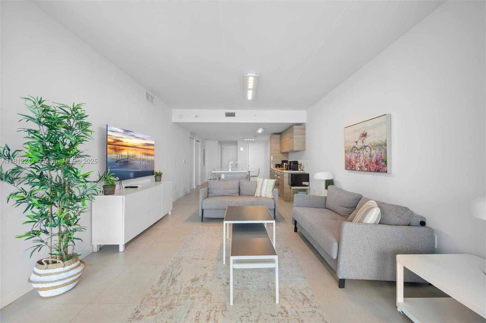 Small Image of 650 NORTH EAST 32ND ST #2502, Miami Number 10