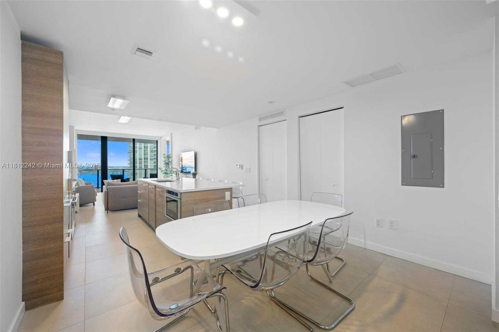 Small Image of 650 NORTH EAST 32ND ST #2502, Miami Number 3