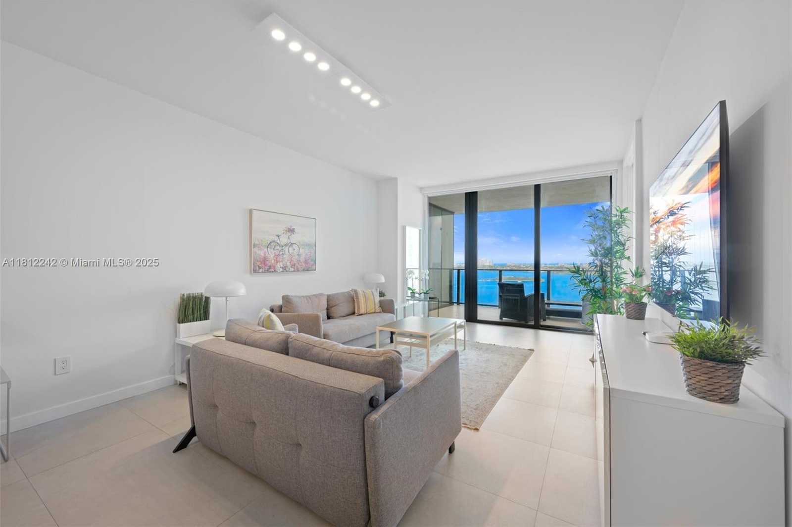 Small Image of 650 NORTH EAST 32ND ST #2502, Miami Number 9