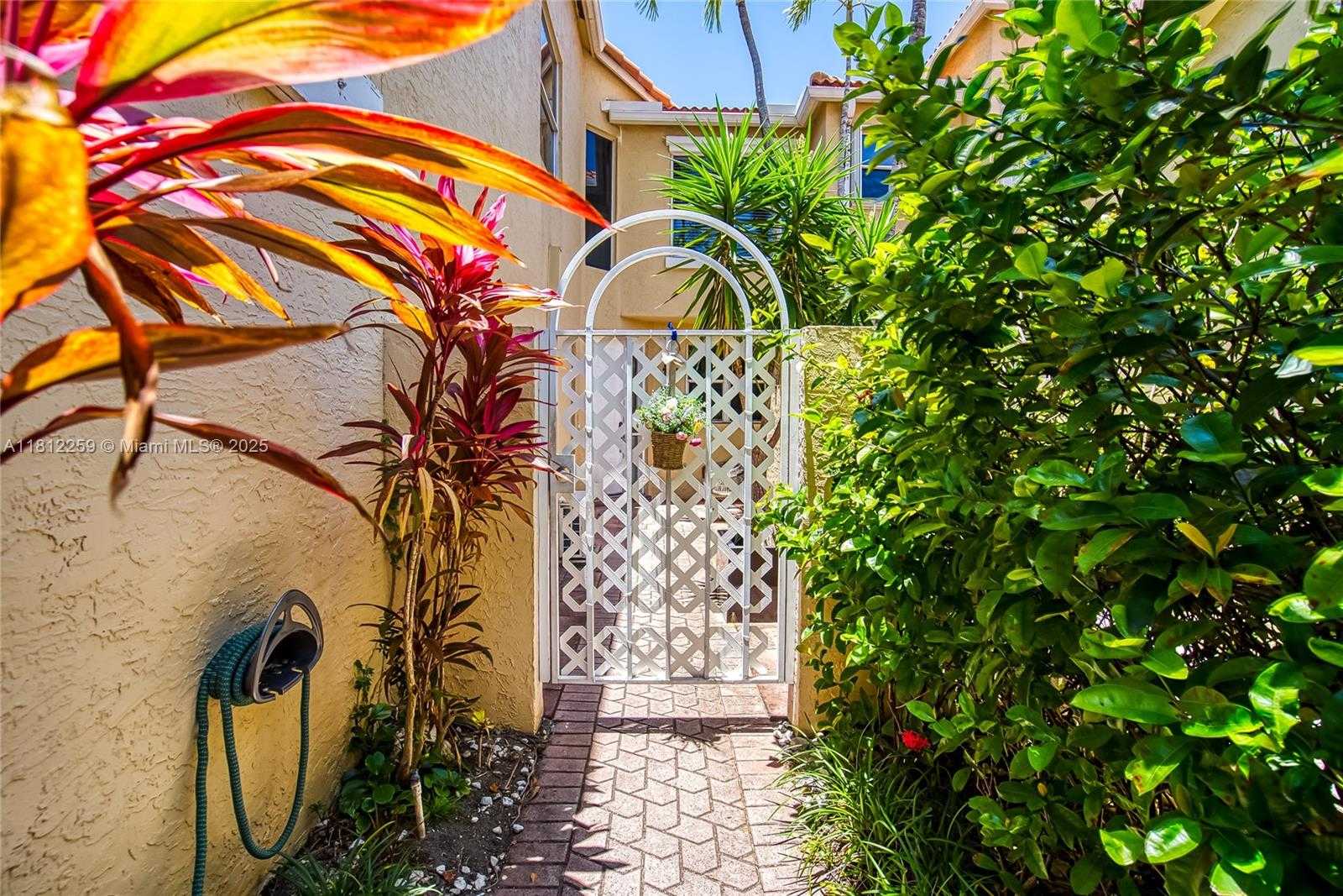 Small Image of 21024 NORTH EAST 34TH CT, Aventura Number 24