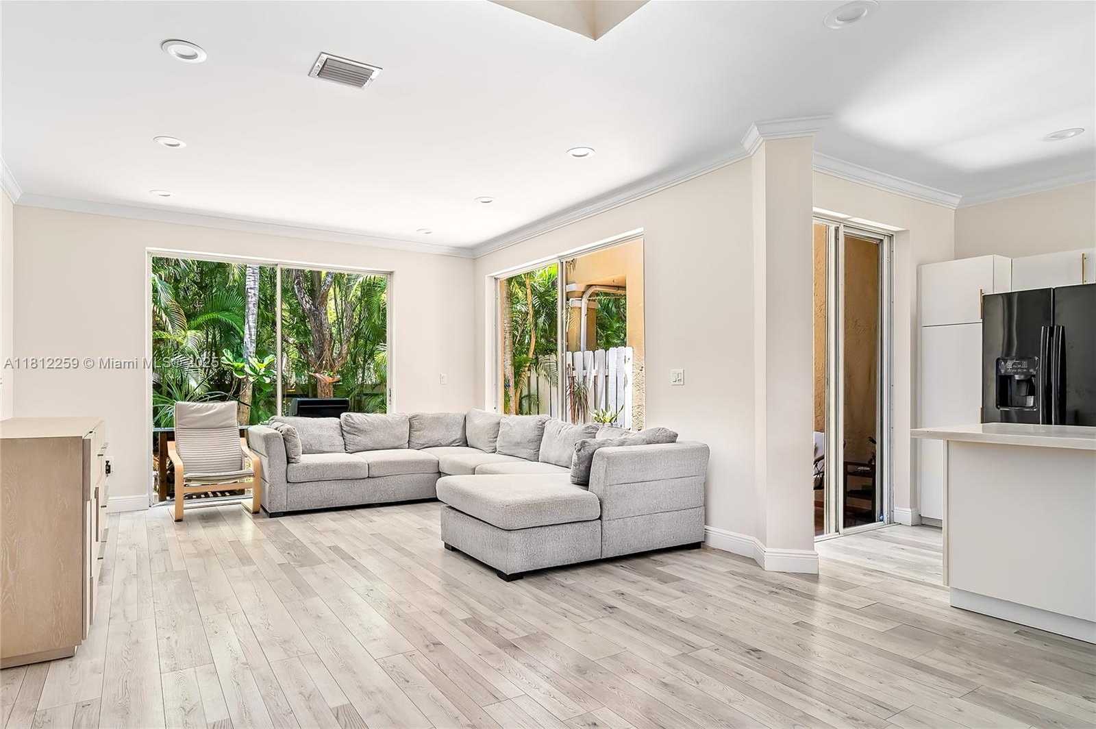 Small Image of 21024 NORTH EAST 34TH CT, Aventura Number 3